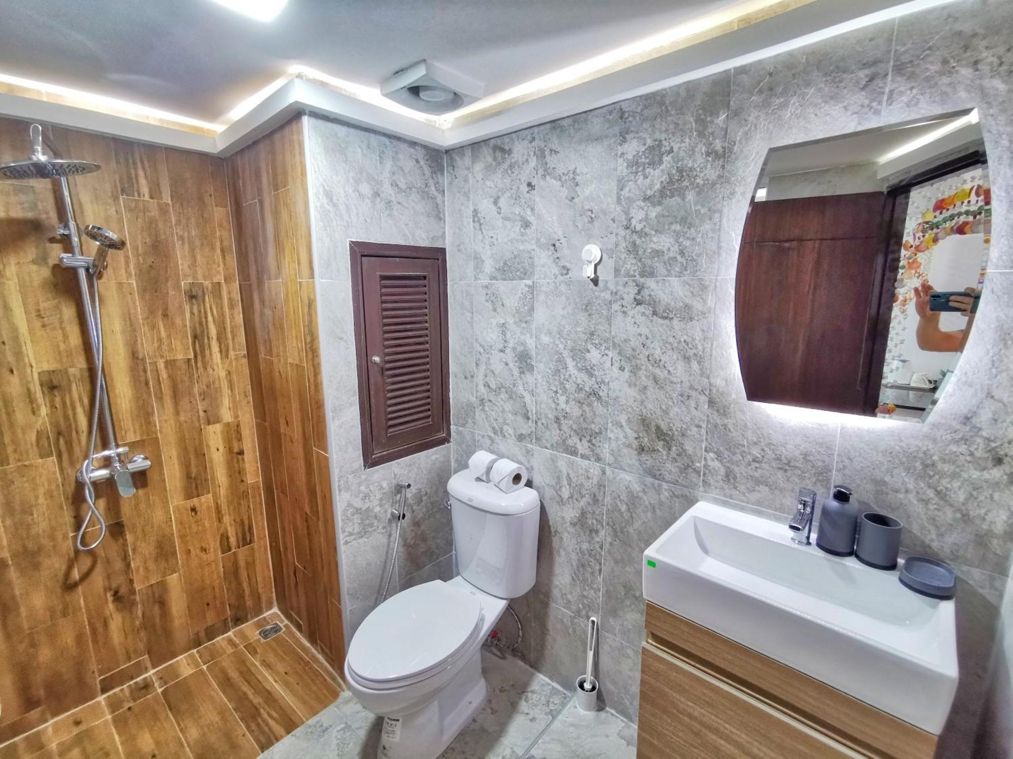 Hagone-Condotel Pattaya Esterno foto