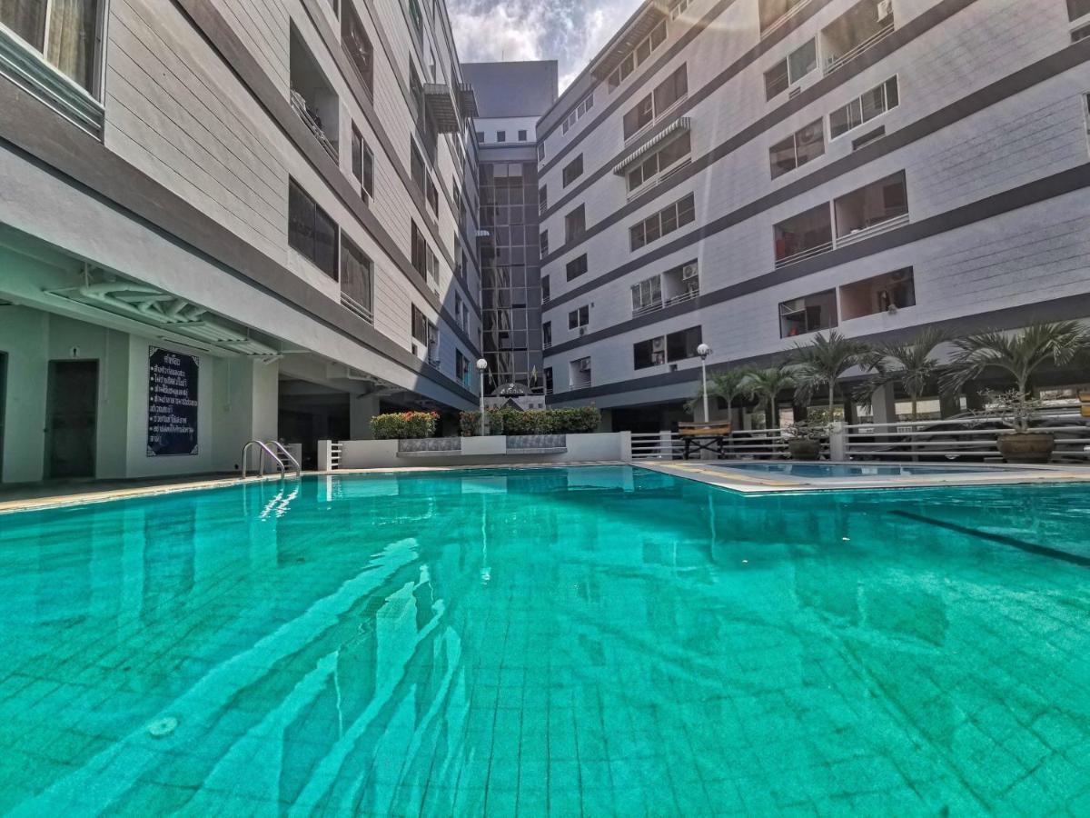Hagone-Condotel Pattaya Esterno foto